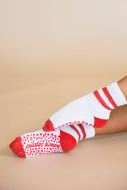 Pilates Honey - Rosso Vintage Short Crew Grip Sock: S/M