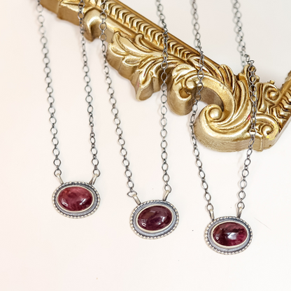 Antionette Martinez | Navajo Handmade Sterling Silver Purple Spiny Oyster Oval Necklace